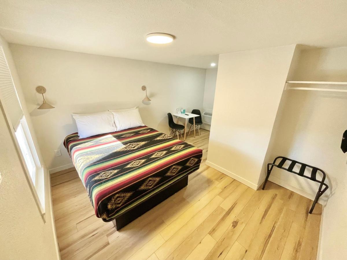Frederick Motel Фредериксберг Экстерьер фото